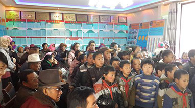 水（shuǐ）星環保愛心助（zhù）學，為青海孩子點燃希望